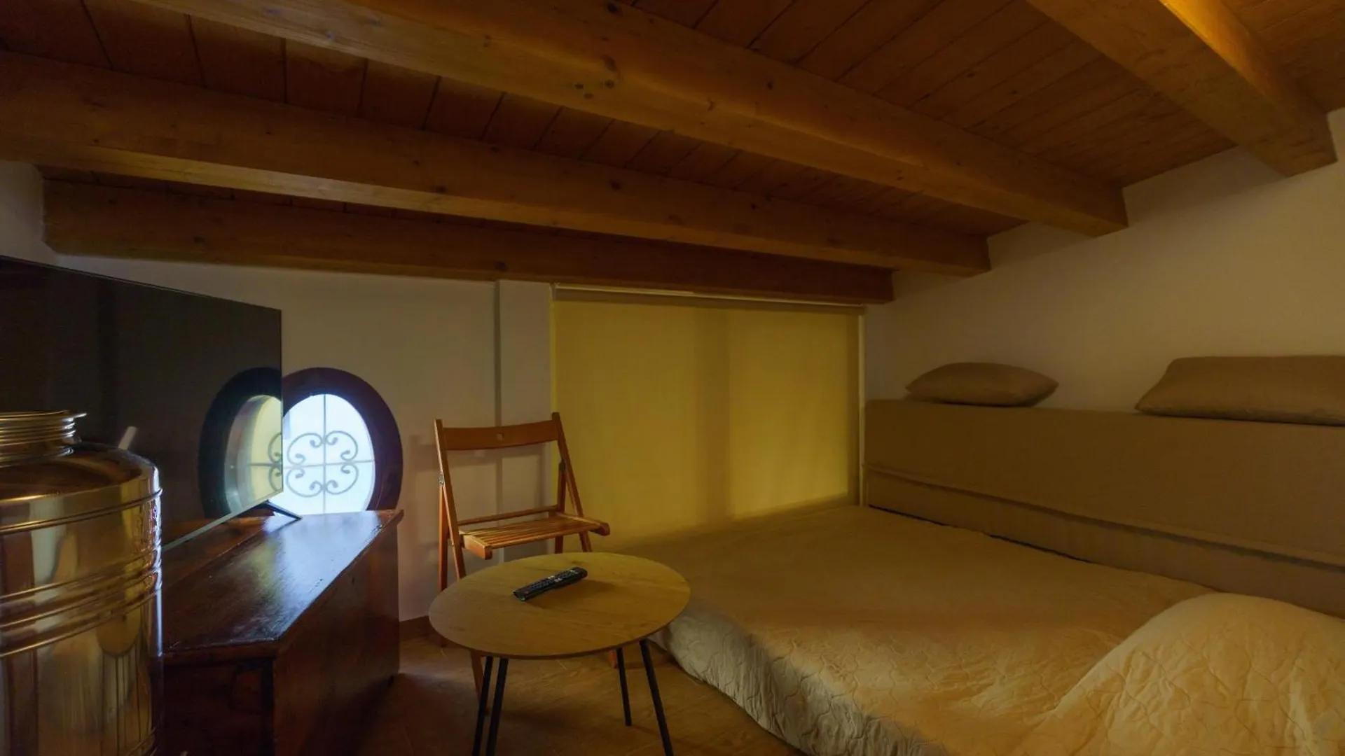 Maquedino Holiday Home & Terrace - Cozy Central Loft Palermo 0*,  İtalya