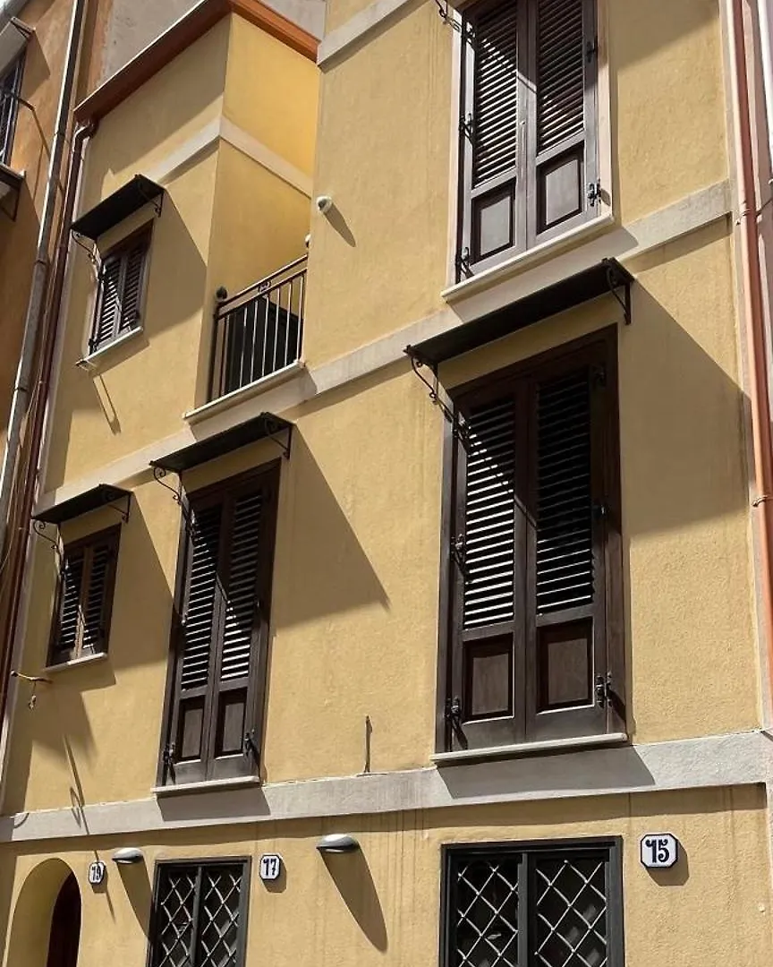 Affittacamere Maquedino Holiday Home & Terrace - Cozy Central Loft Palermo Italia